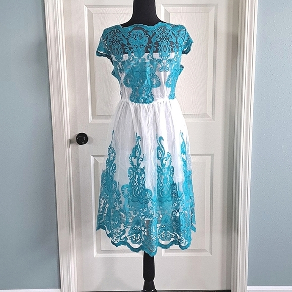 Formal Elegant Teal White Embroidered Tulla Lace Festive Mid Length Dress. - Picture 5 of 9